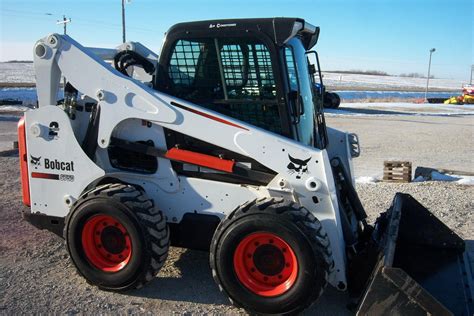 s750 skid steer|bobcat s750 tire size.